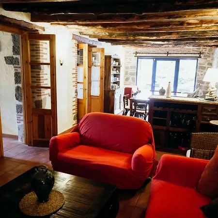 Mas Fullat Casa Rural * Alforja