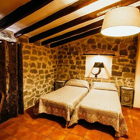 Mas Fullat Casa Rural * Alforja